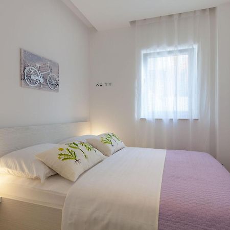Olive Tree Apartments Podstrana Luaran gambar