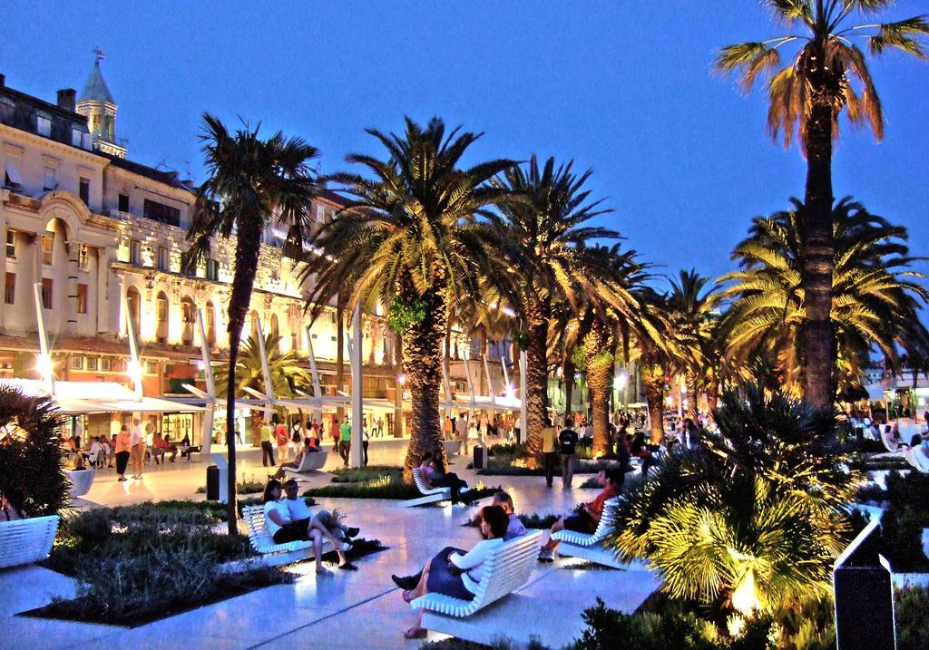 Olive Tree Apartments Podstrana Luaran gambar