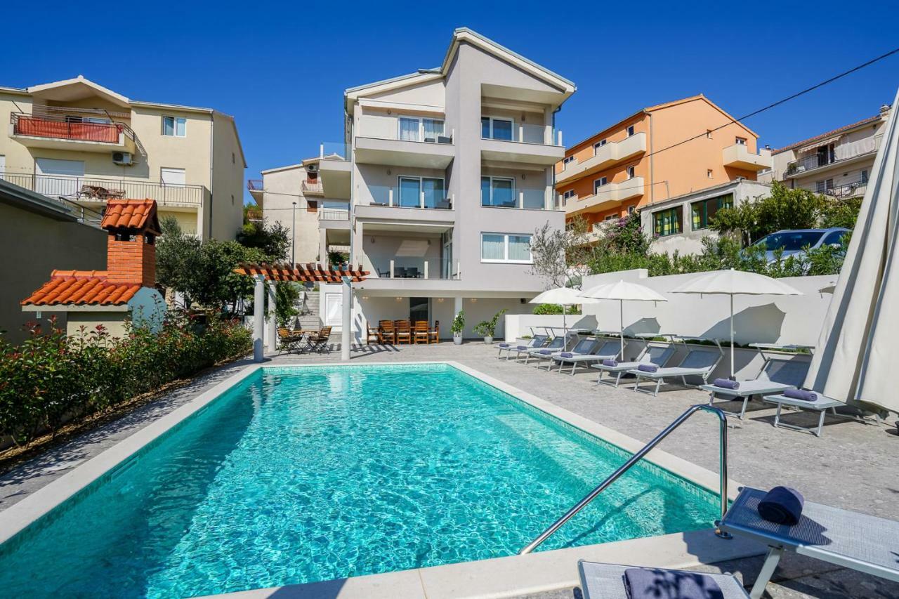 Olive Tree Apartments Podstrana Luaran gambar