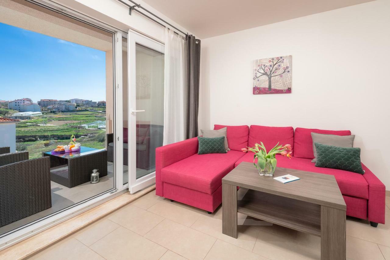 Olive Tree Apartments Podstrana Luaran gambar