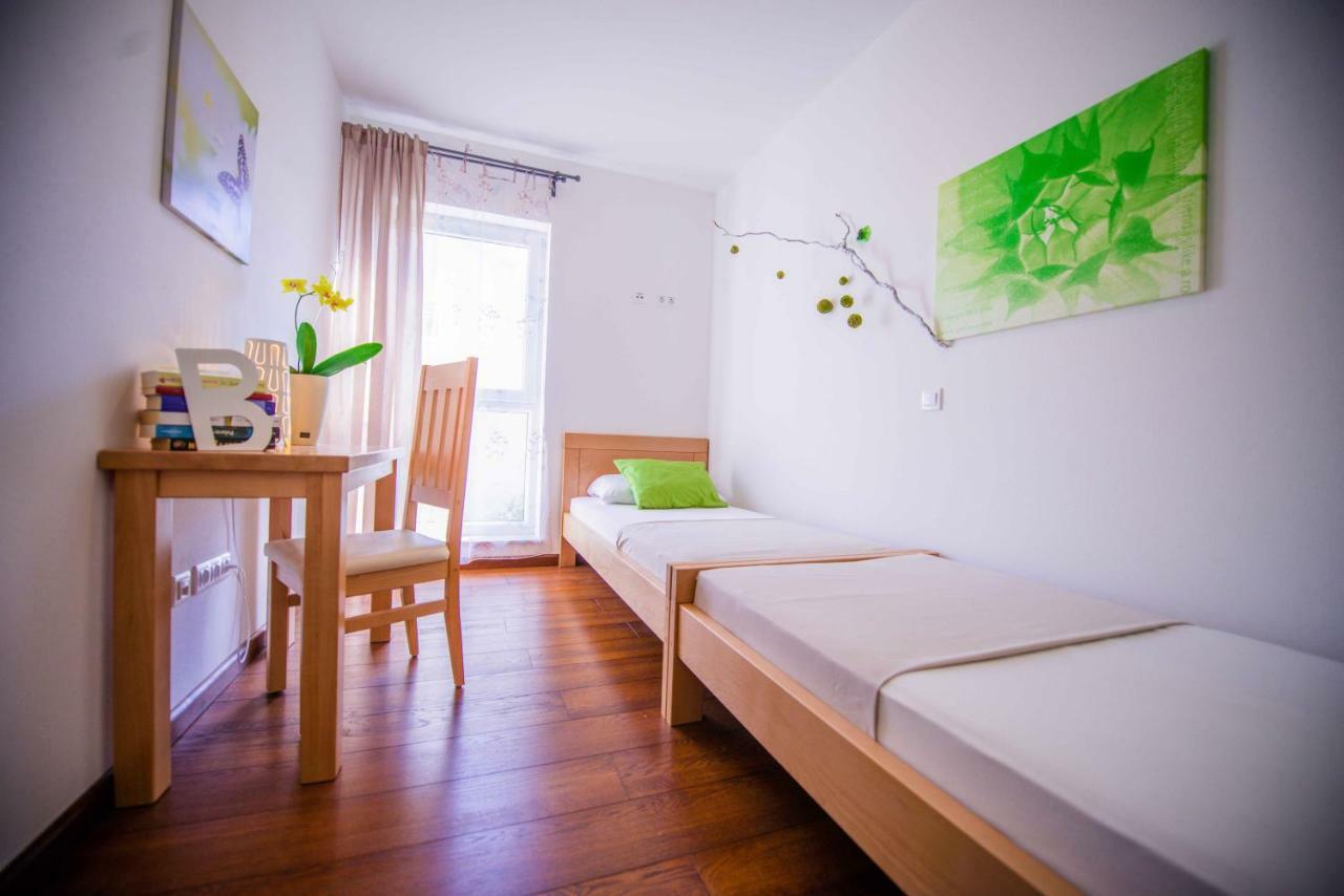 Olive Tree Apartments Podstrana Luaran gambar