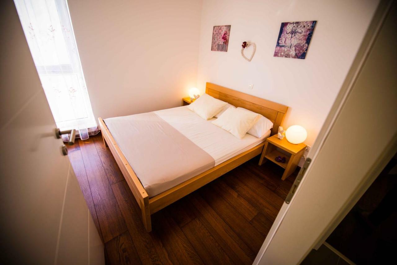 Olive Tree Apartments Podstrana Luaran gambar